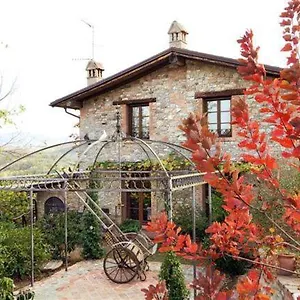 La Buca Landhaus Castello di Serravalle