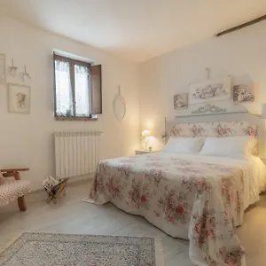 Renello Country house